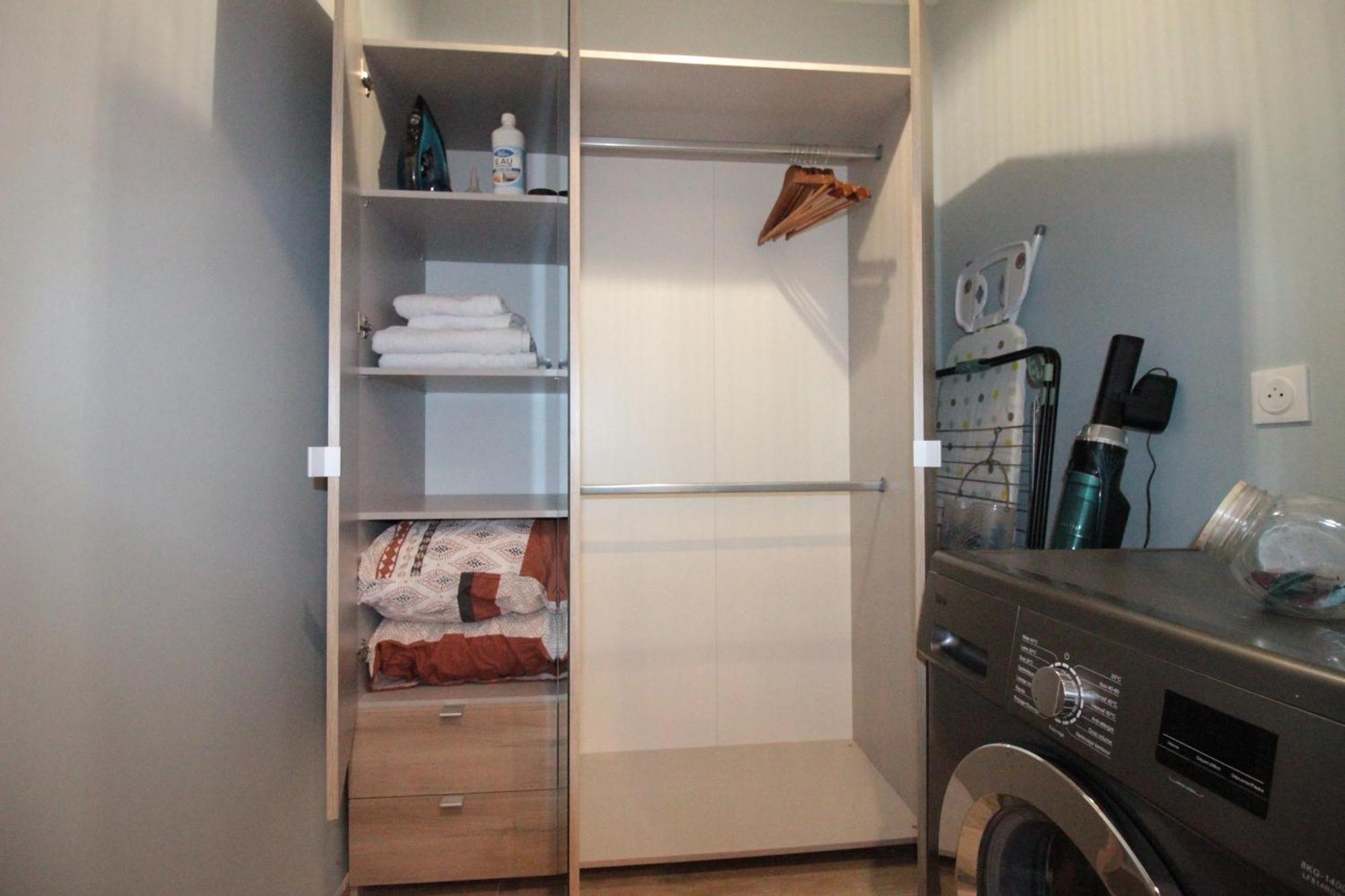 Luxury Studio, Rez De Chaussee, Parking Prive Video Surveillance, Canape Haute Qualite Convertible Couchage 2 Personnes, Centre Ville Proche, Restaurant, Boulangerie 2 Minutes A Pied, Terrasse - 800Metre Carre De Terrain - Gere Par Presta-Zen'Service Verdun-sur-Meuse Bagian luar foto